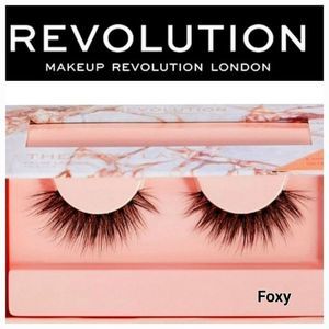 Makeup Revolution 5D Cashmere Faux Mink Lash- Foxy